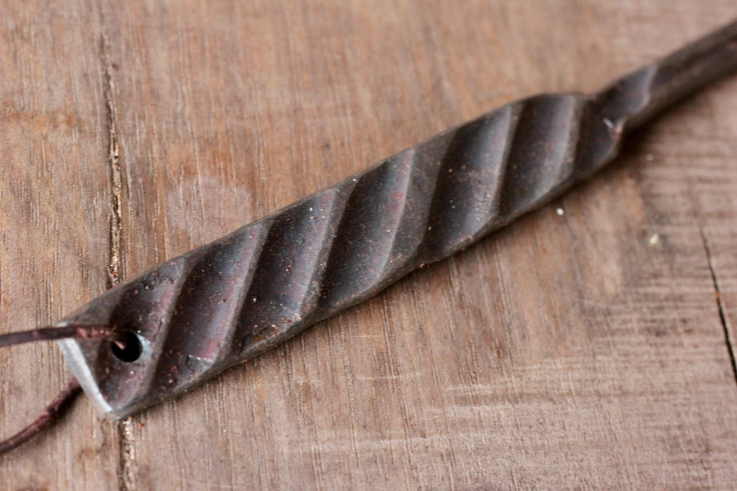 Grilling Spatula: "Grill-Marked" Handle