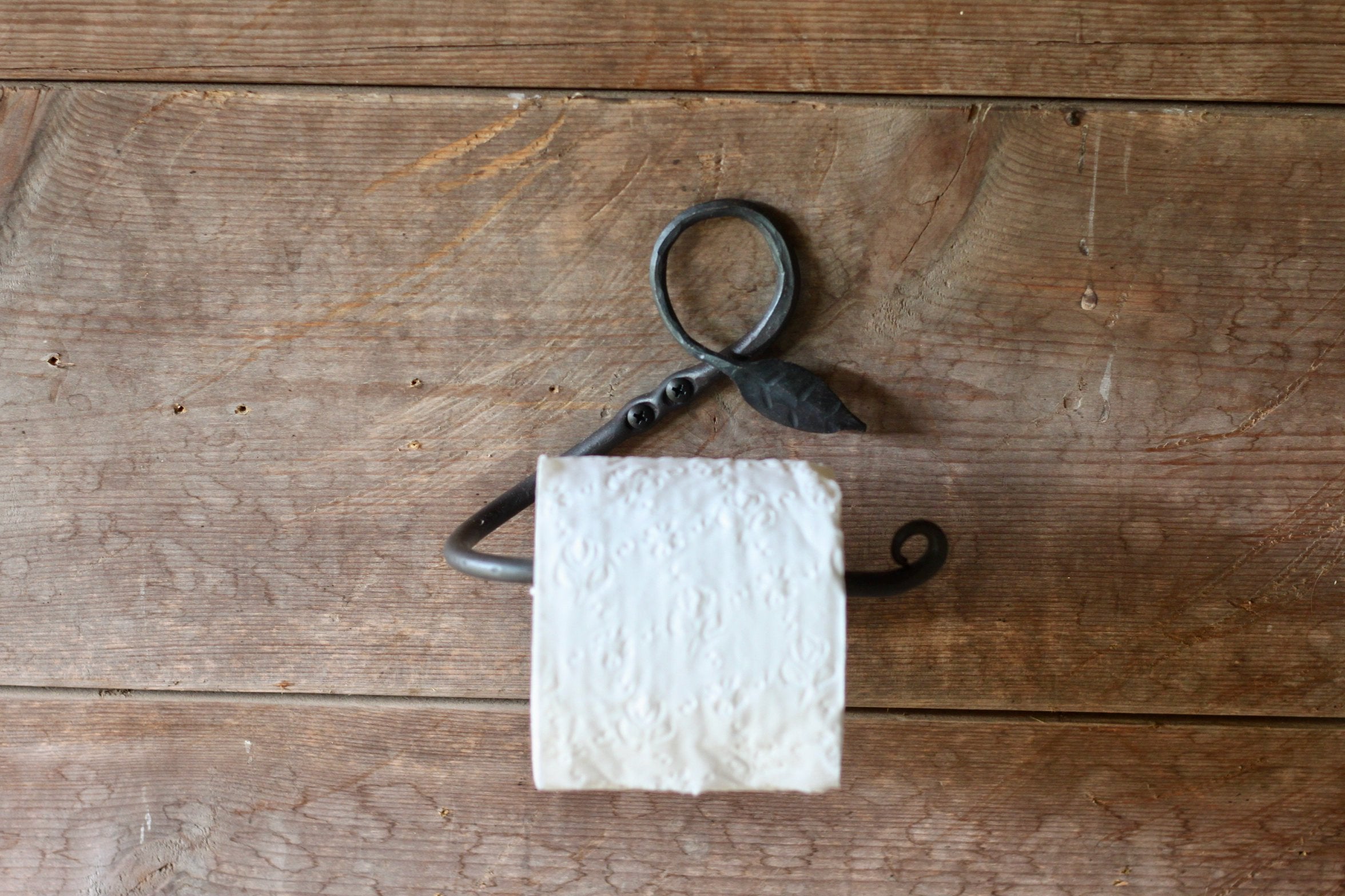 Toilet Paper Holder Leaf Wicks